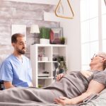 چه زمانی میتوان بیمار ICU را به منزل منتقل کرد؟